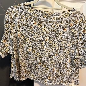 We the Free crop tshirt with flowers NWT